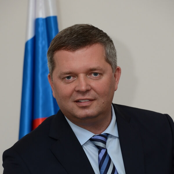 Максим Черкасов